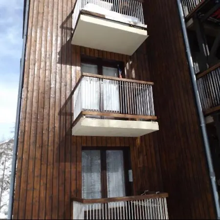 Studio 15m2 Meuble Avec Balcon אלוס